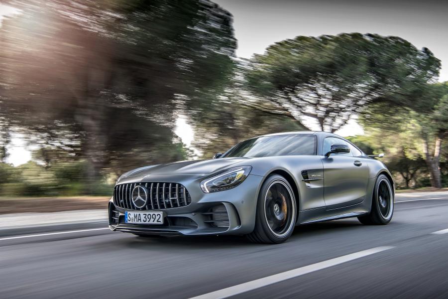  Mercedes-AMG GT R 2016 года  (фото 10 из 92)
